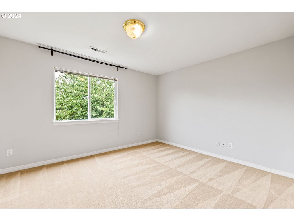 1706 NE 154TH ST