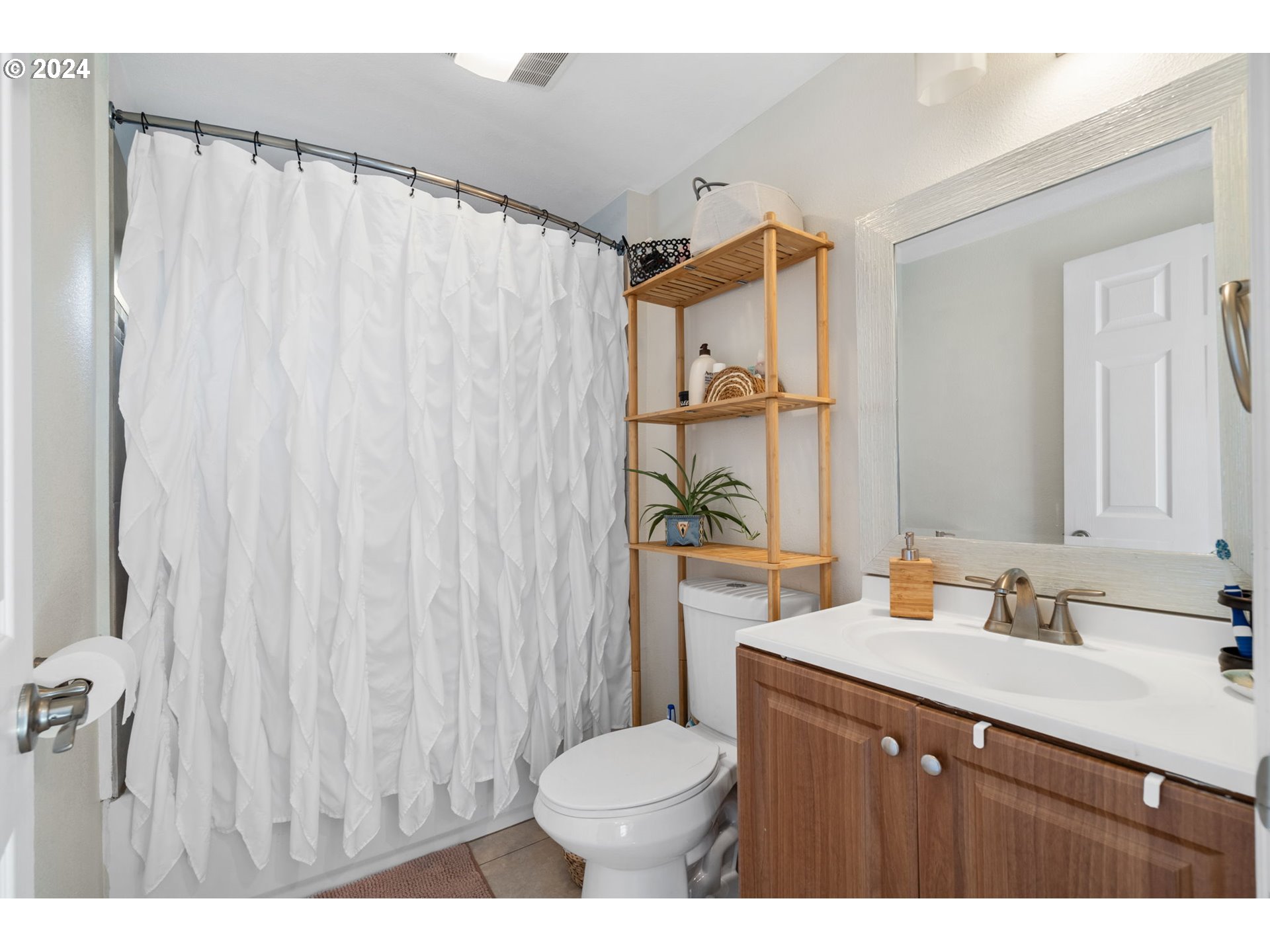 2300 MARKLE AVE