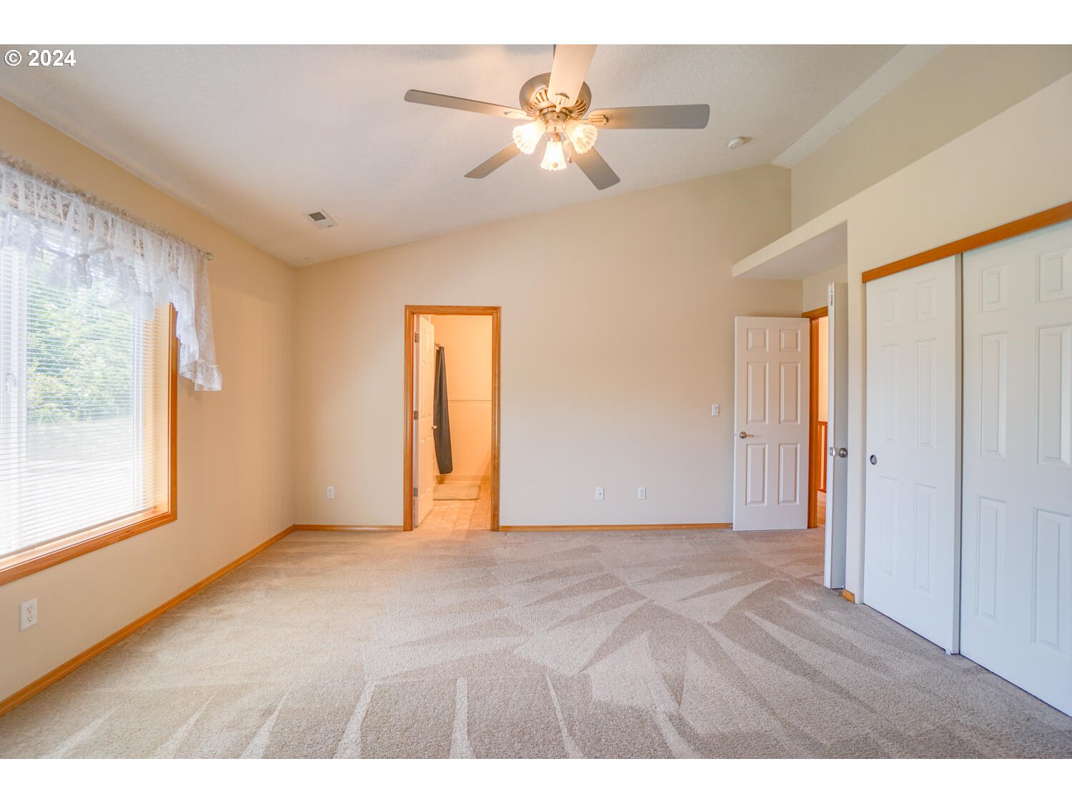 1804 SE 2ND PL