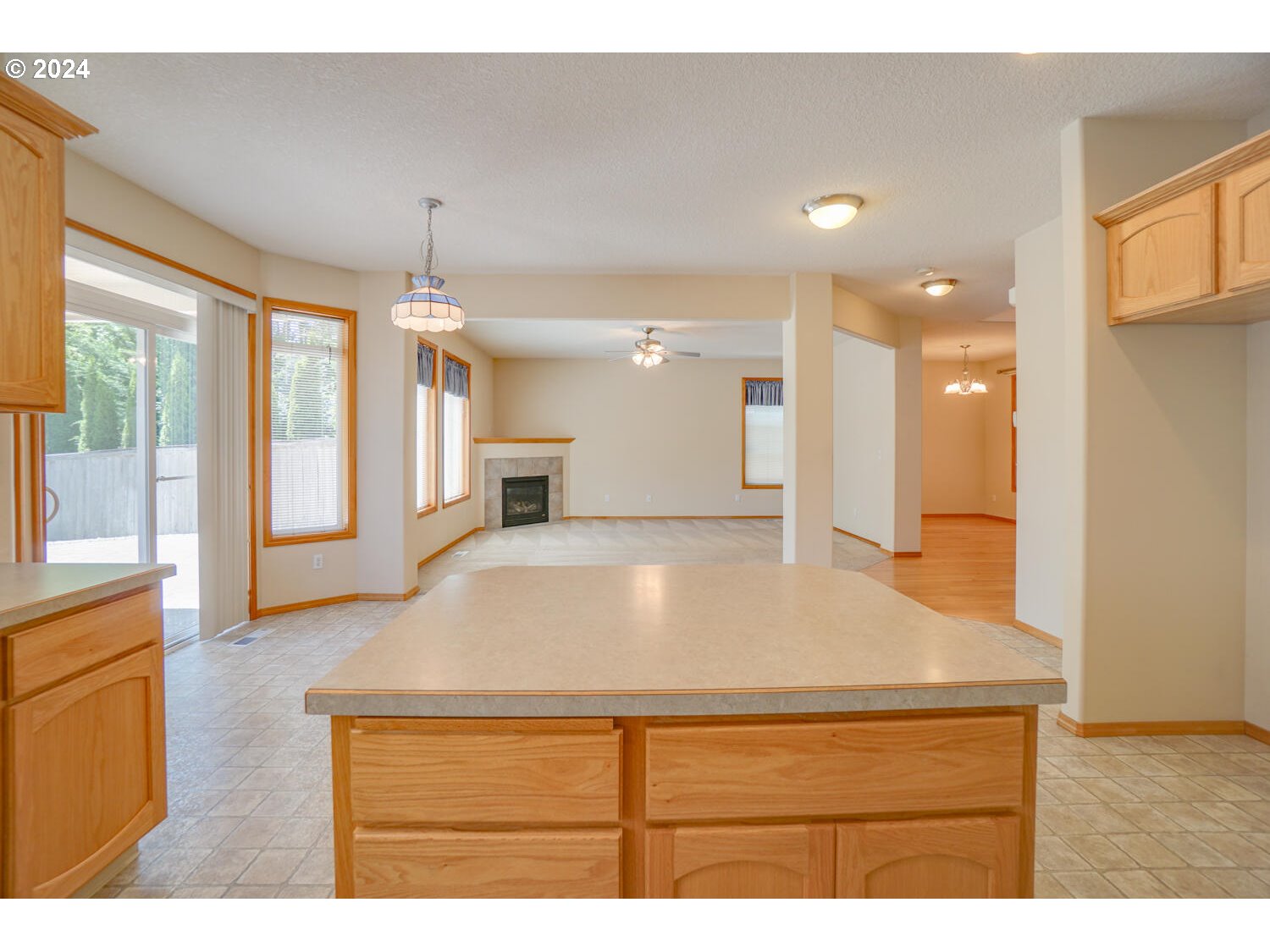 1804 SE 2ND PL