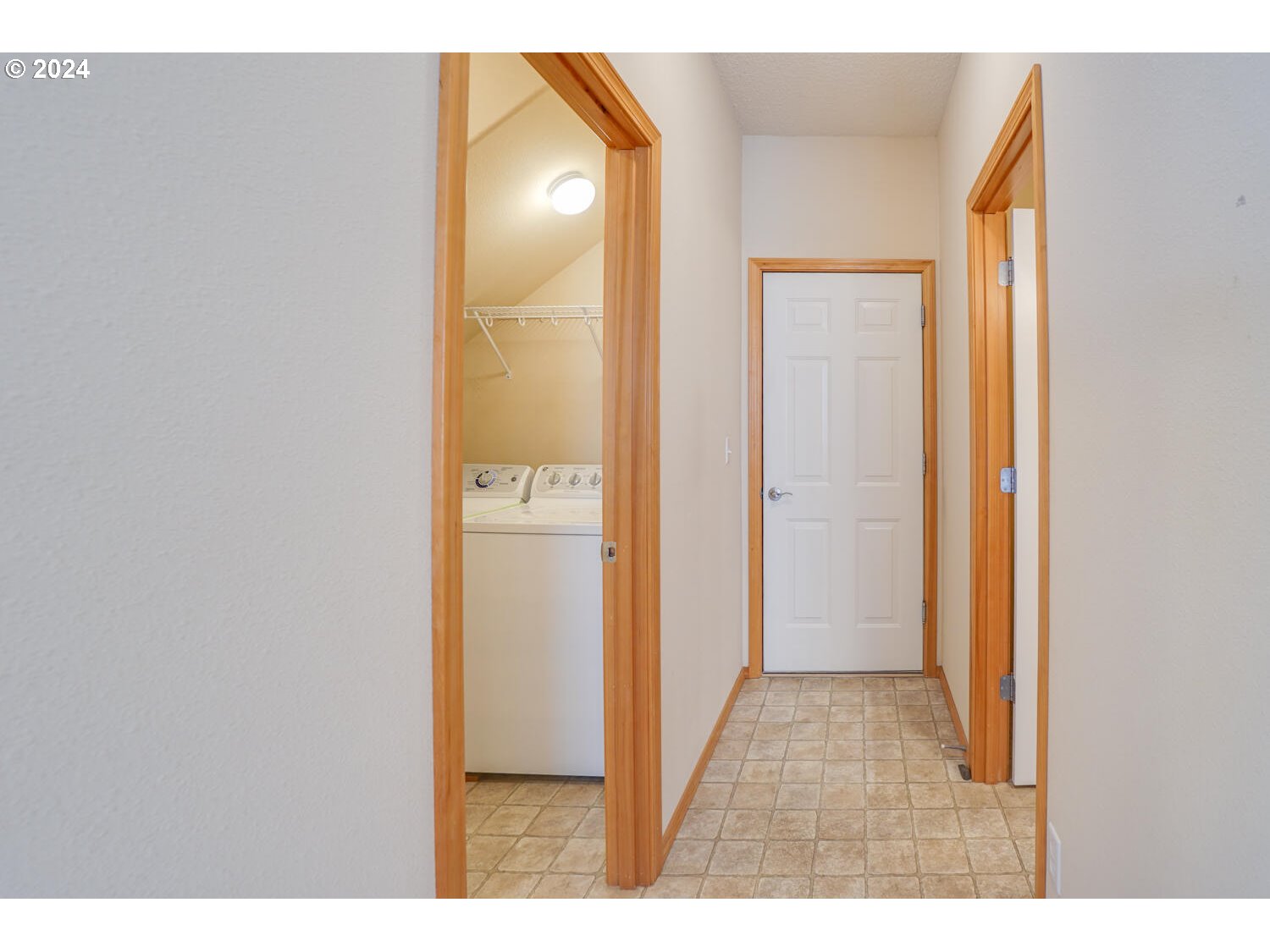 1804 SE 2ND PL
