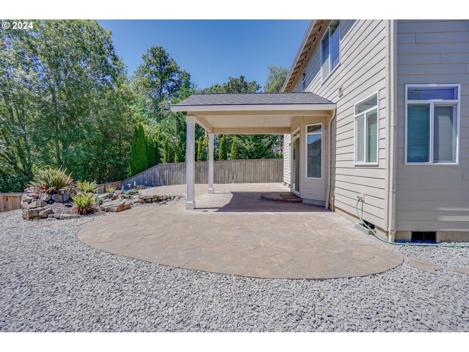 1804 SE 2ND PL