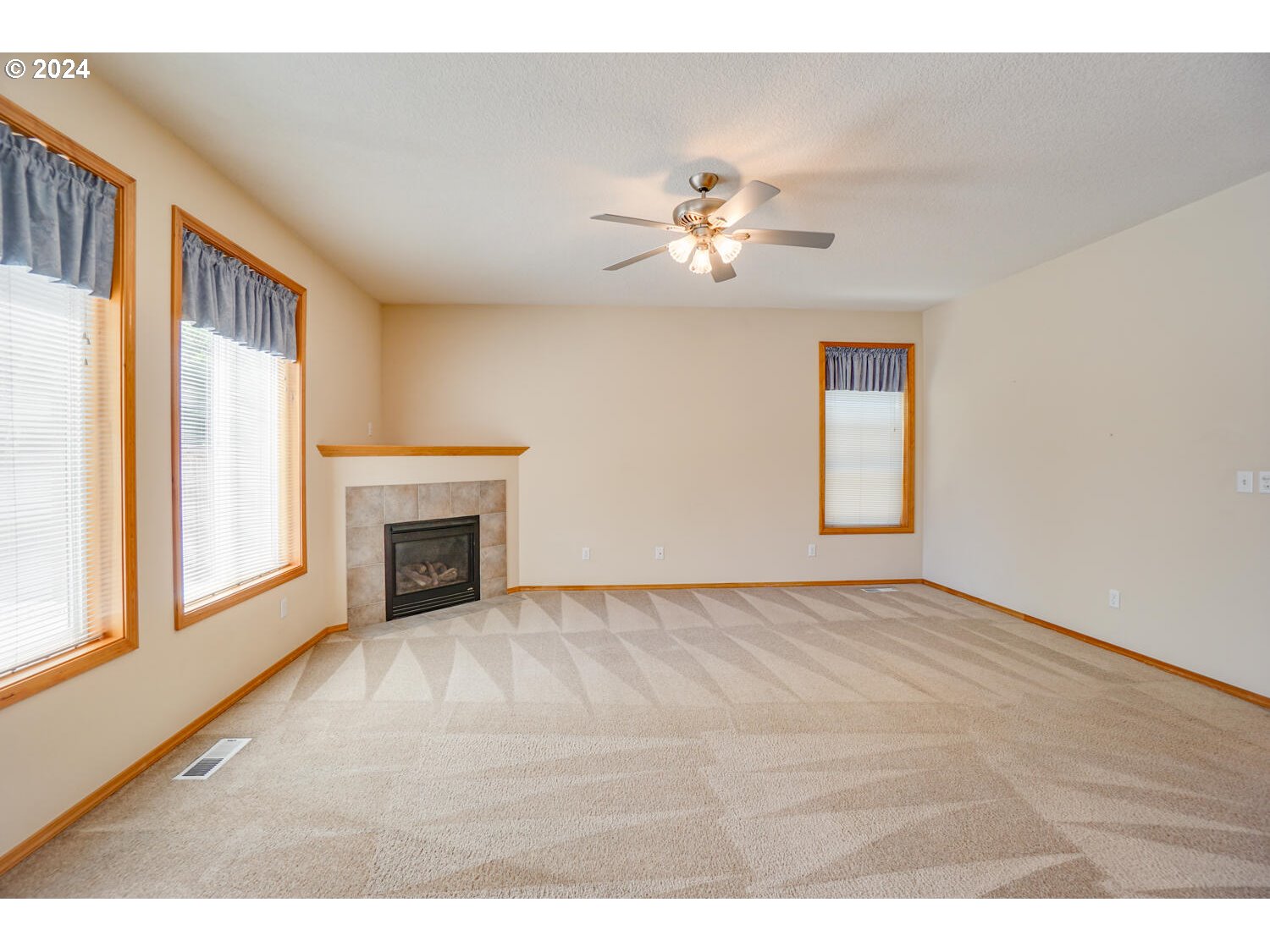 1804 SE 2ND PL