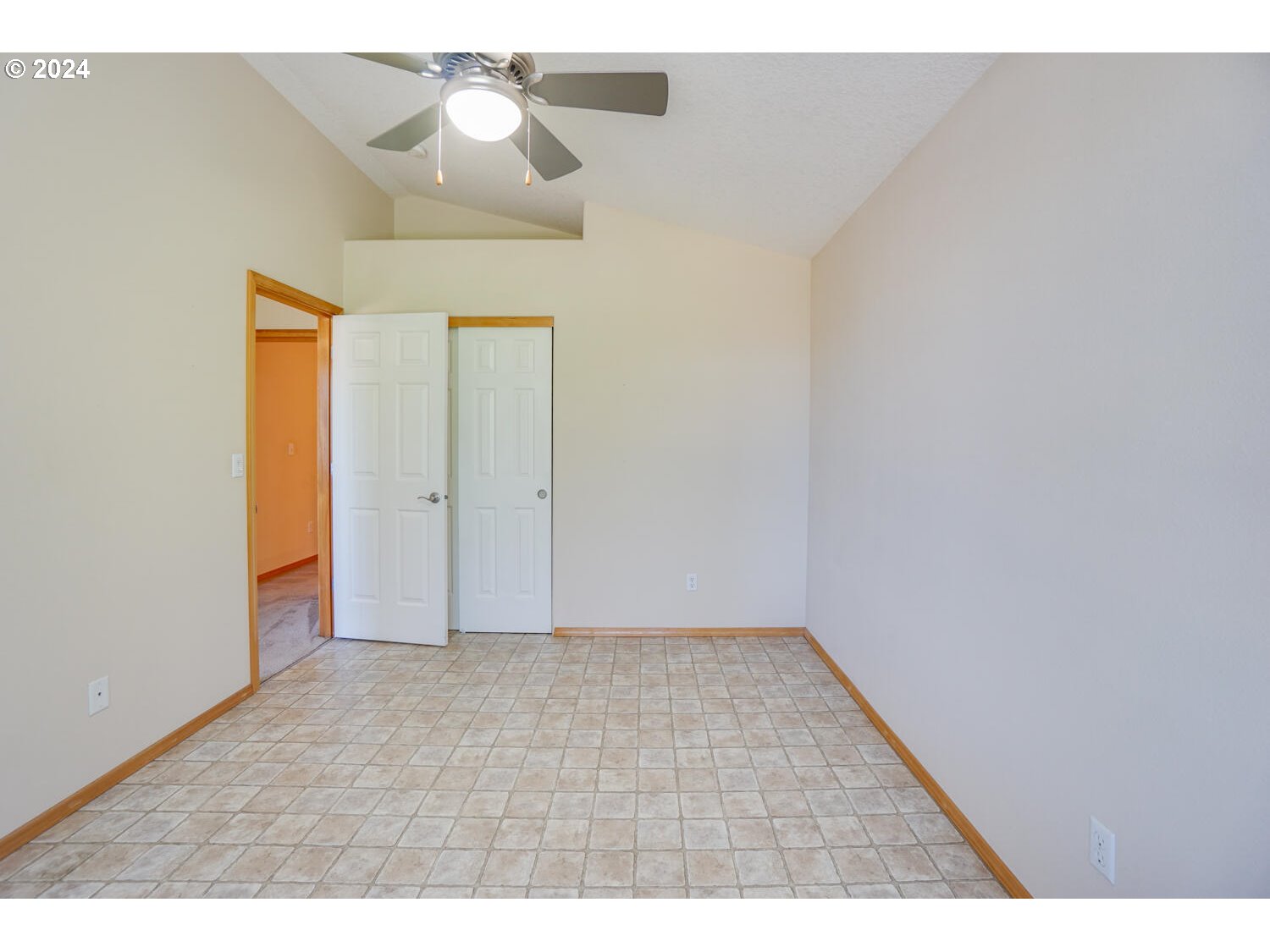 1804 SE 2ND PL