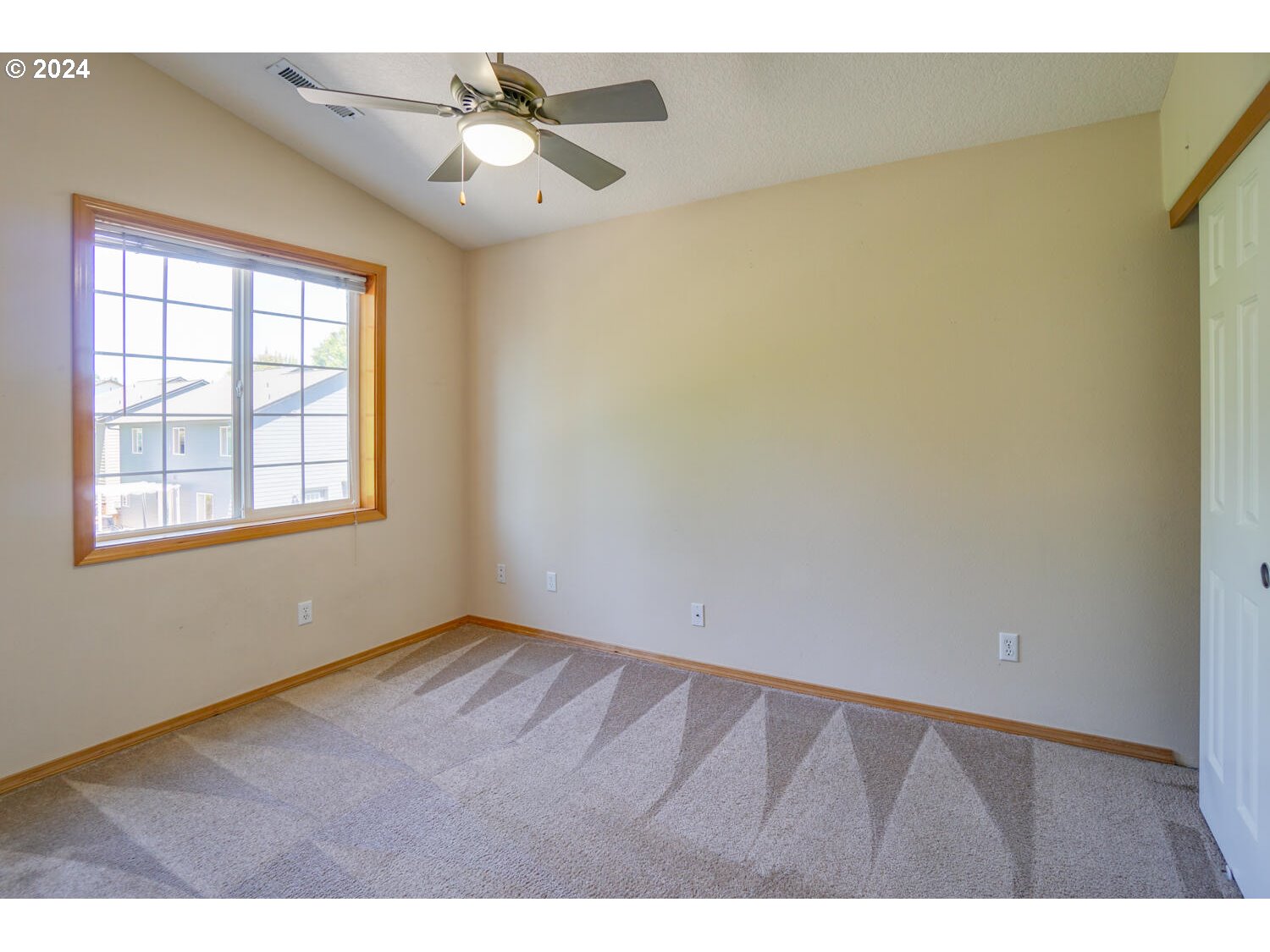 1804 SE 2ND PL