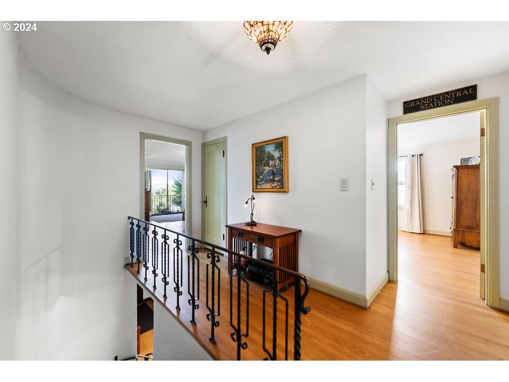 410 W 36TH ST