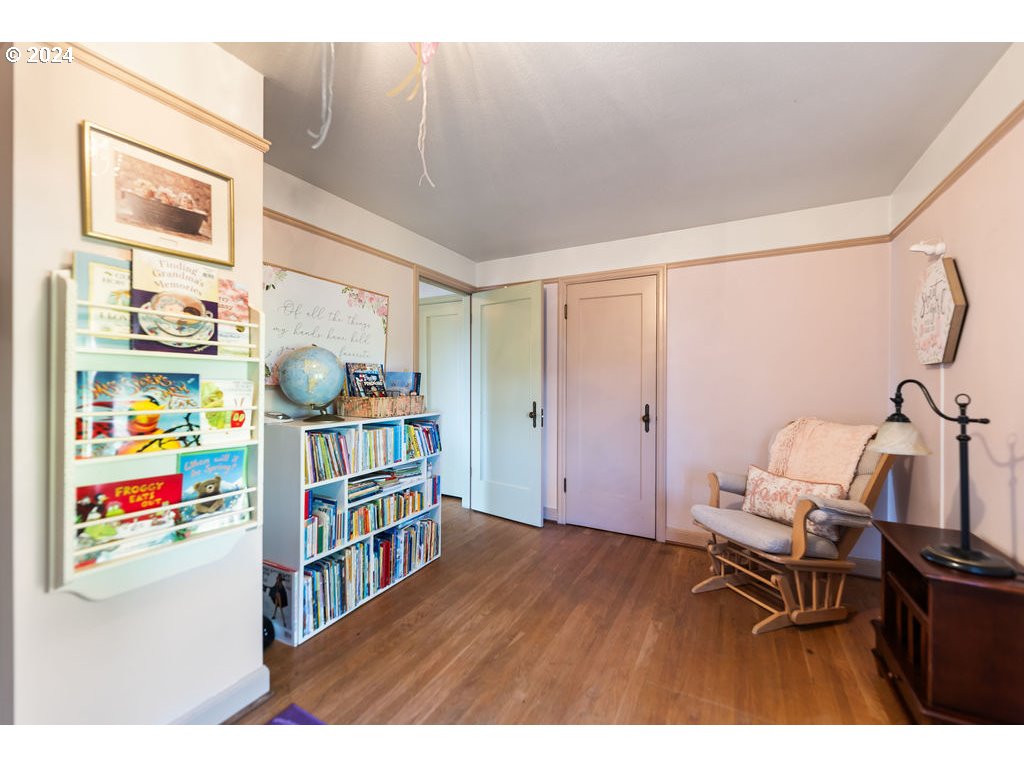 410 W 36TH ST