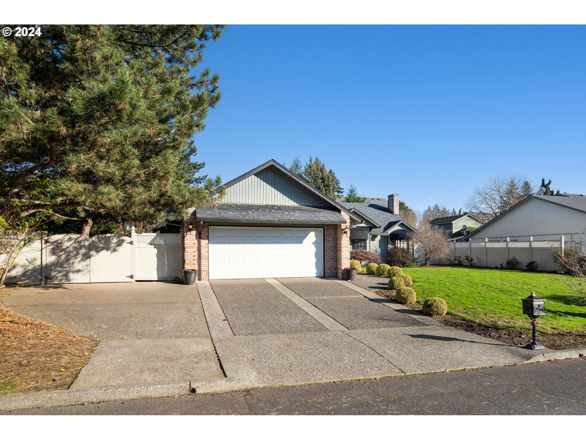 2909 SE 149TH CT