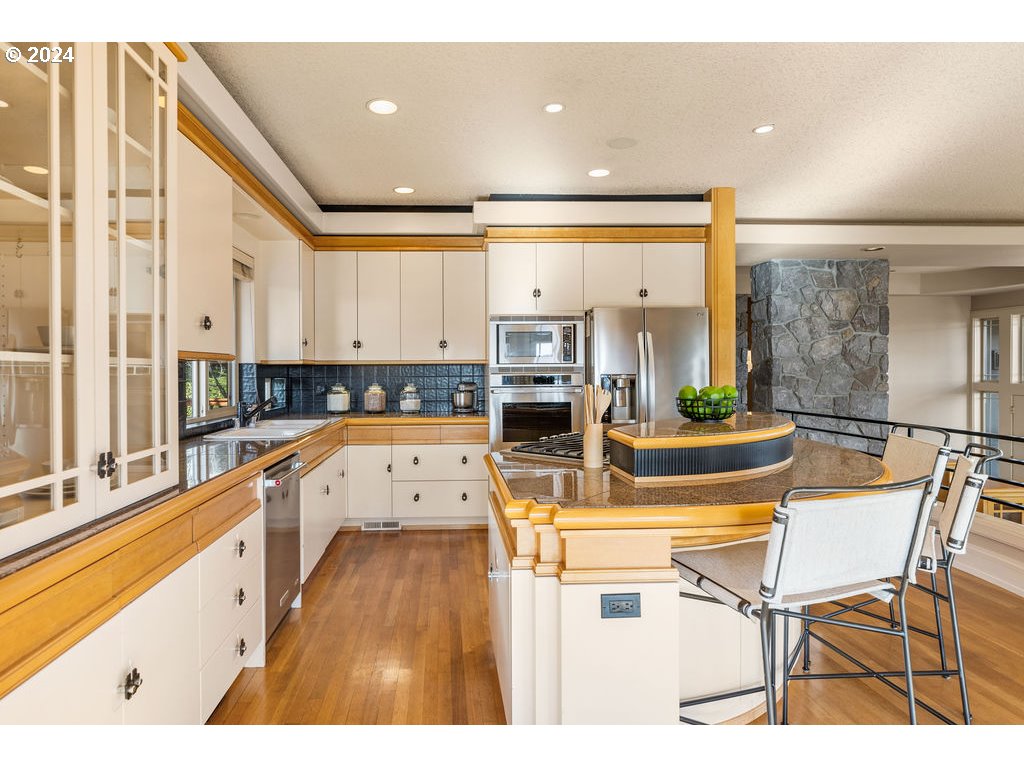 1406 SE 75TH CT