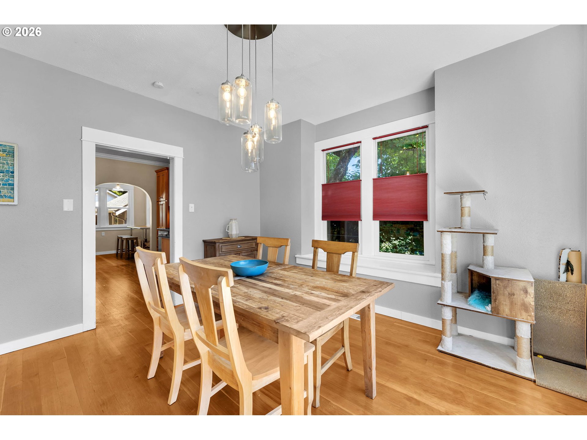414 W 30TH ST