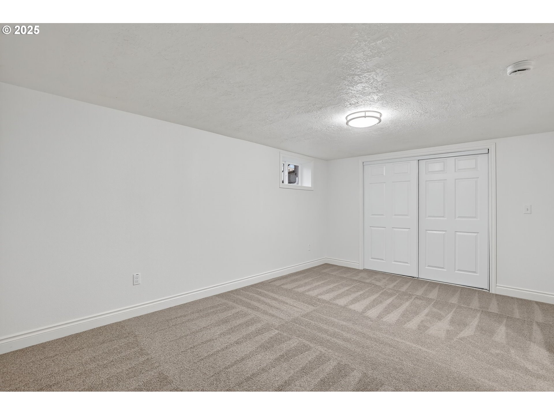401 W 23RD ST