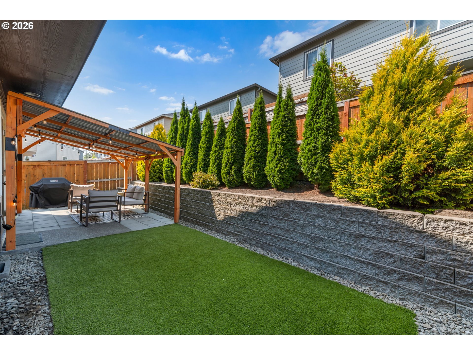 2100 S MEADOWLARK LOOP