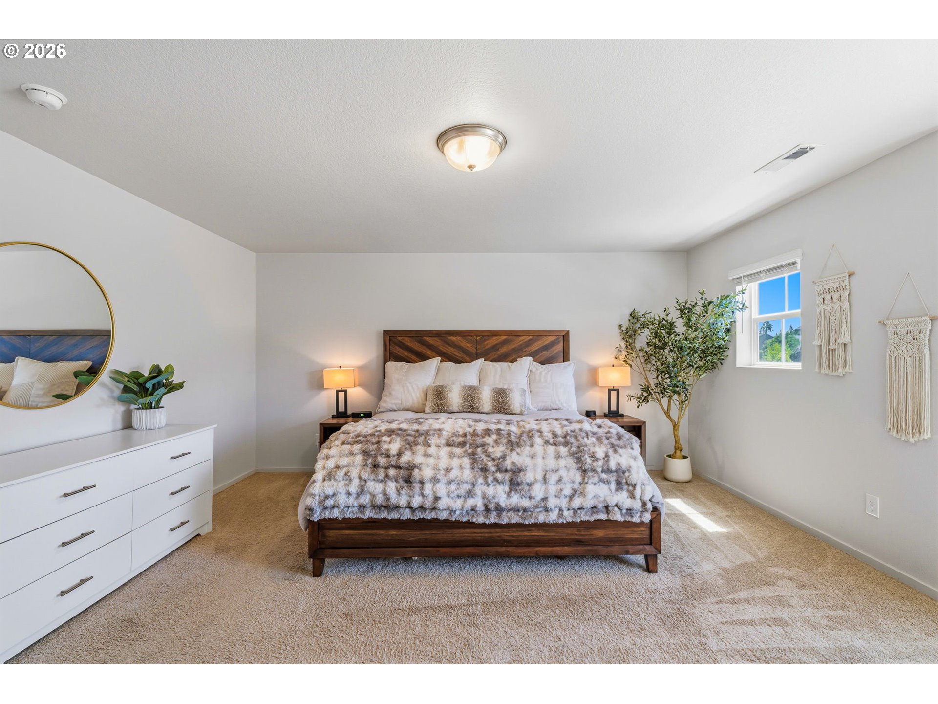 2100 S MEADOWLARK LOOP