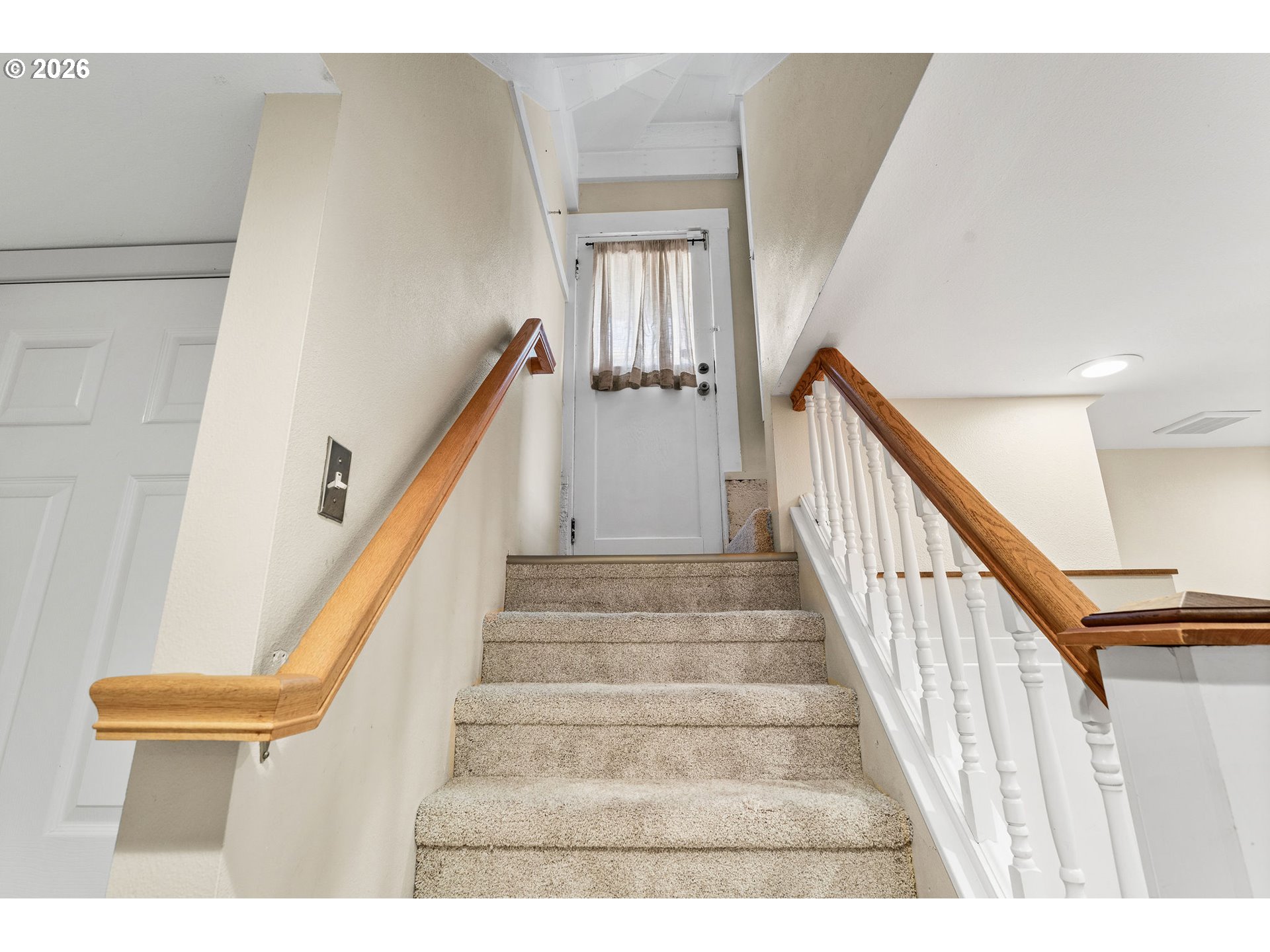 614 W 29TH ST