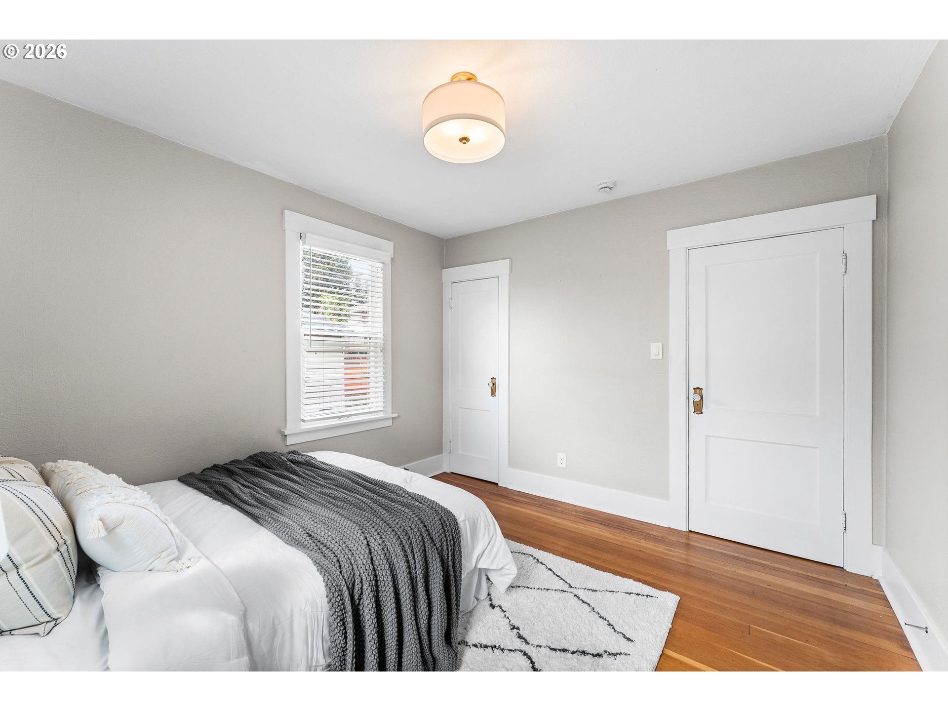 614 W 29TH ST