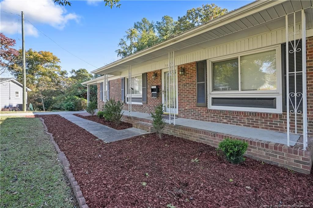 512 Canyon Court
