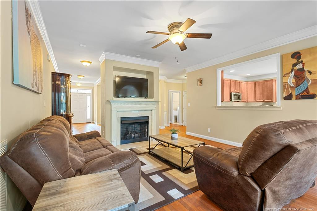 128 Lamplighter Way Way
