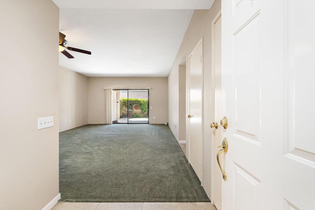 255 S Avenida Caballeros 111