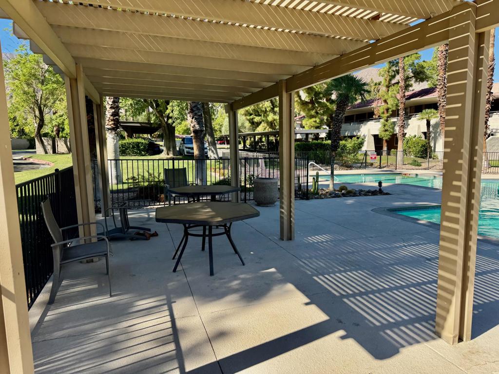 550 N Villa Court 205
