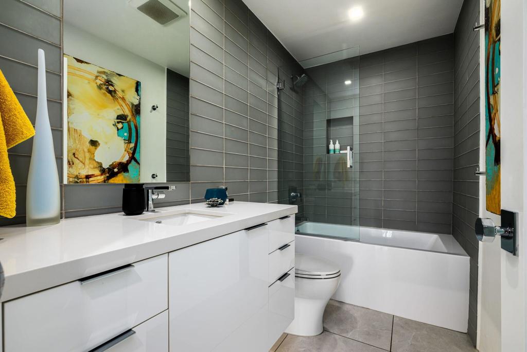 2696 S Sierra Madre F14