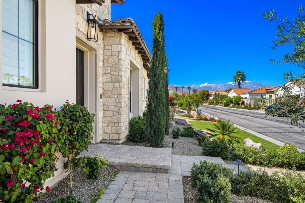 75145 Promontory Place