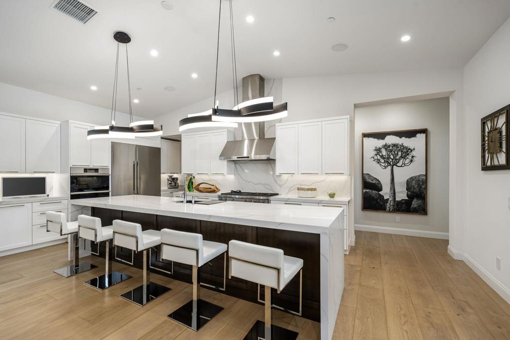 75145 Promontory Place