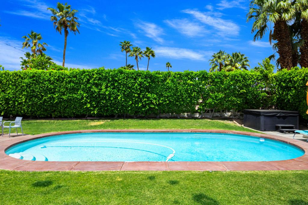 578 E Desert Willow Circle