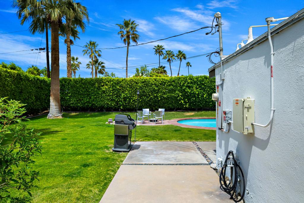 578 E Desert Willow Circle