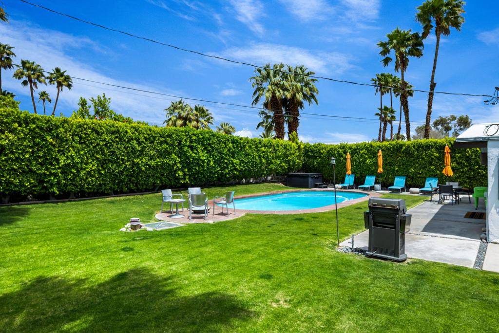 578 E Desert Willow Circle