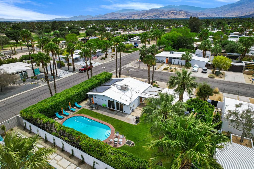 578 E Desert Willow Circle