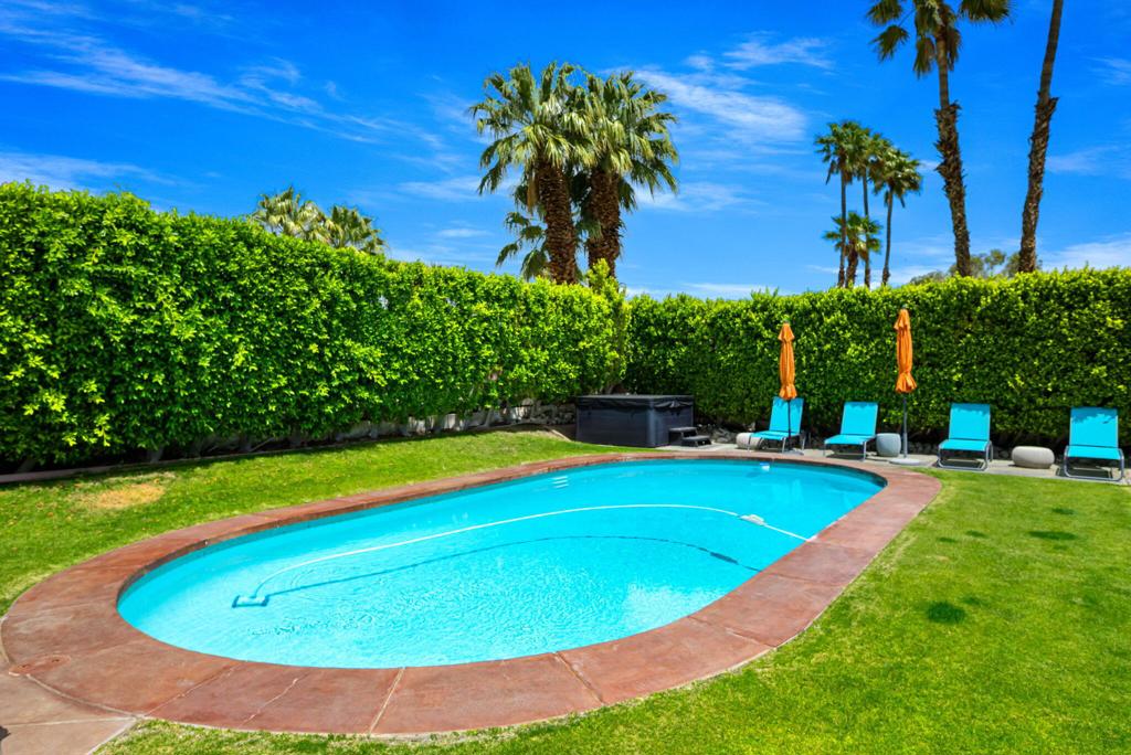 578 E Desert Willow Circle