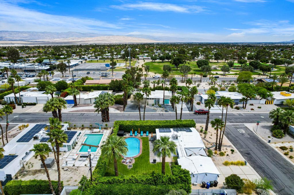 578 E Desert Willow Circle