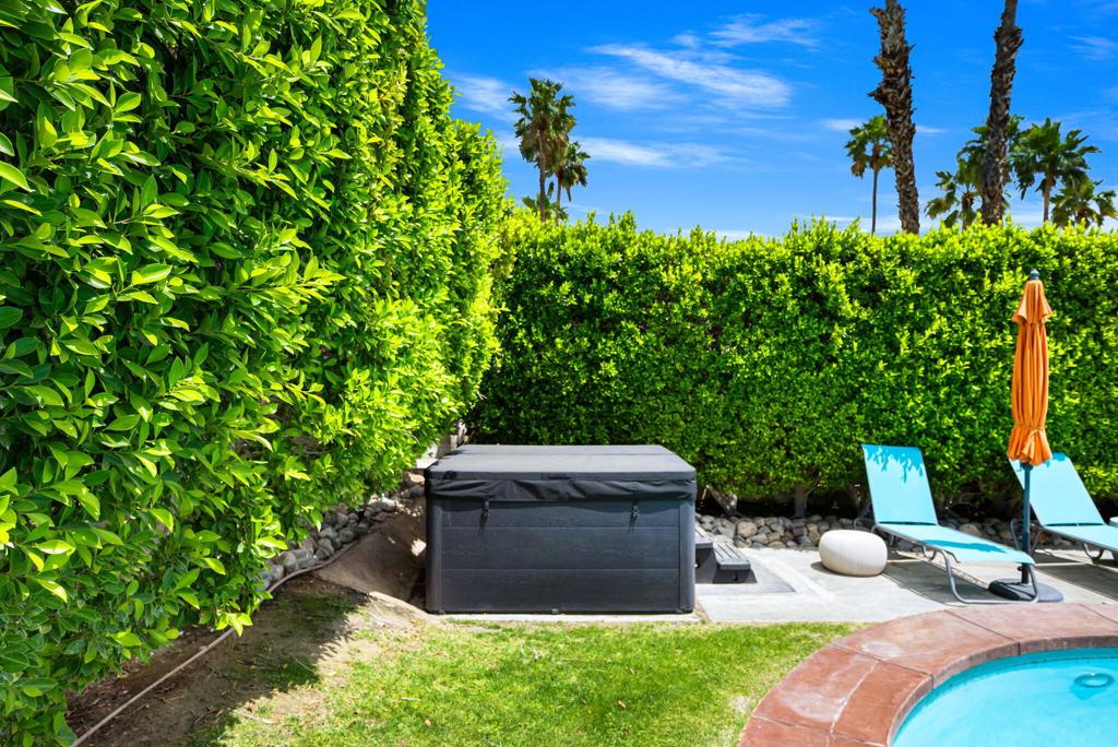 578 E Desert Willow Circle