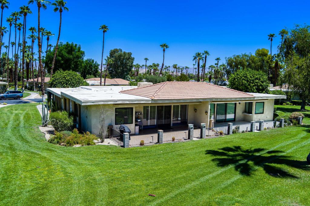 2411 S Oakcrest Drive