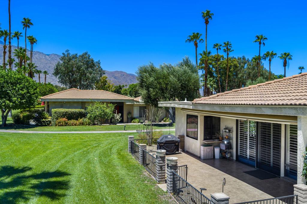 2411 S Oakcrest Drive