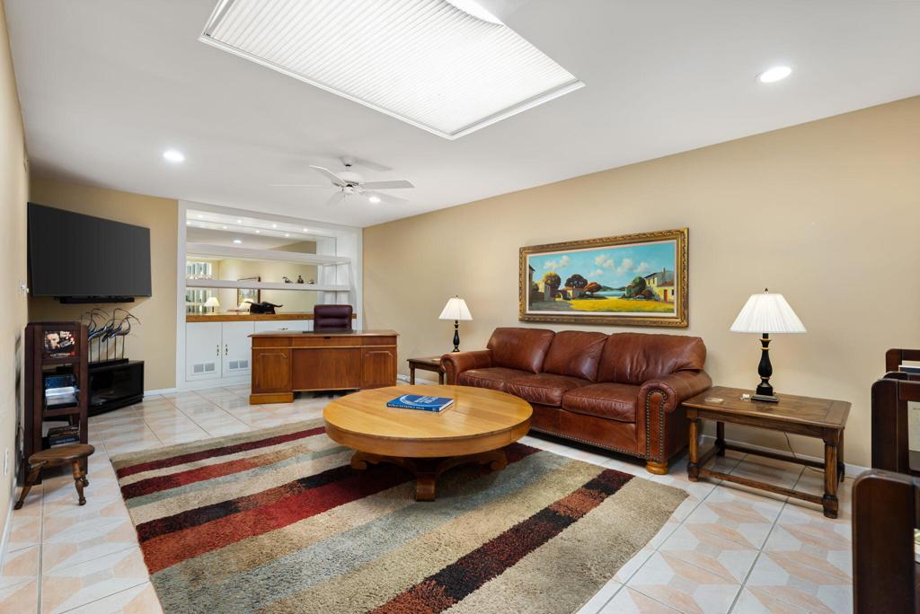 2411 S Oakcrest Drive