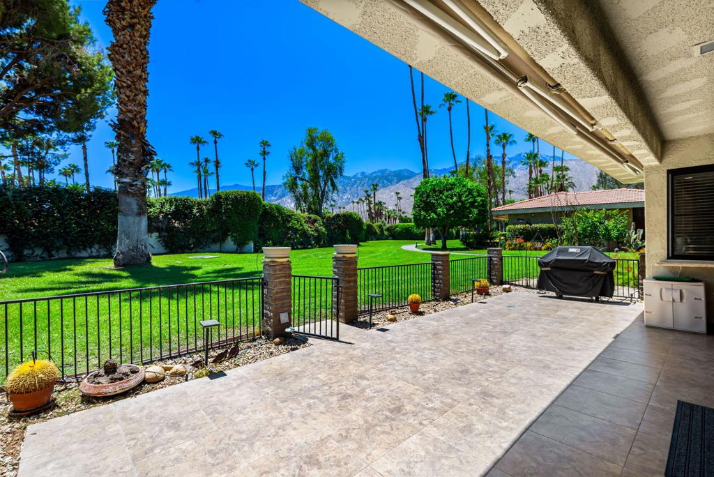 2411 S Oakcrest Drive