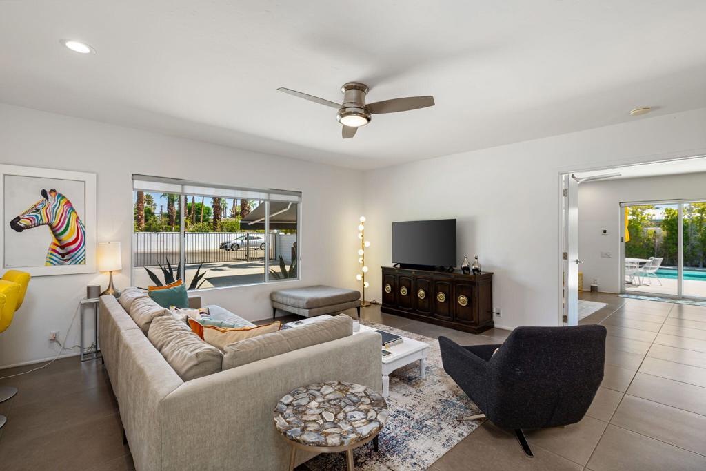 1965 E Mcmanus Drive