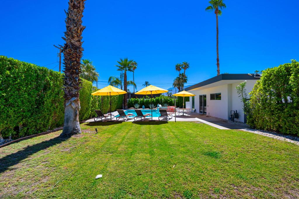 1965 E Mcmanus Drive