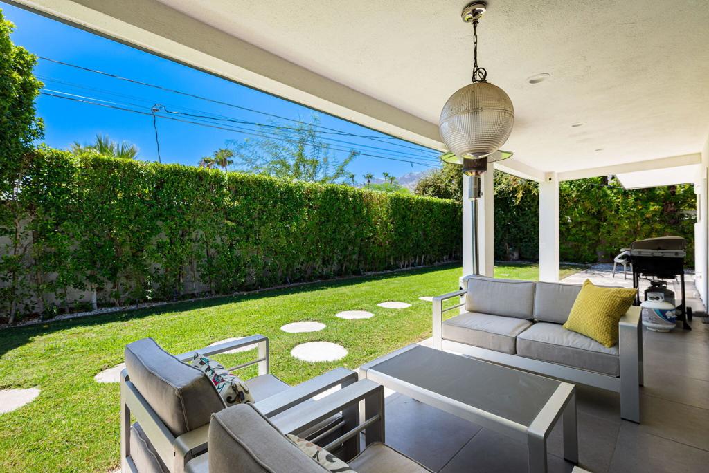 1965 E Mcmanus Drive