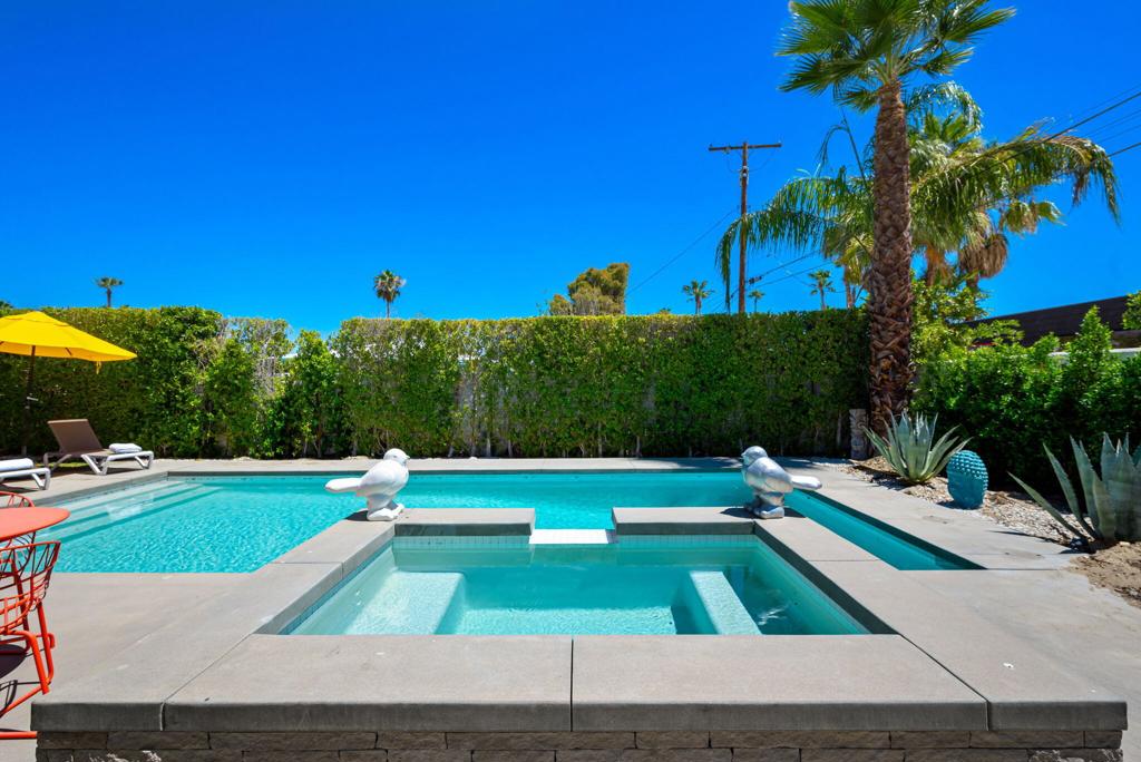 1965 E Mcmanus Drive