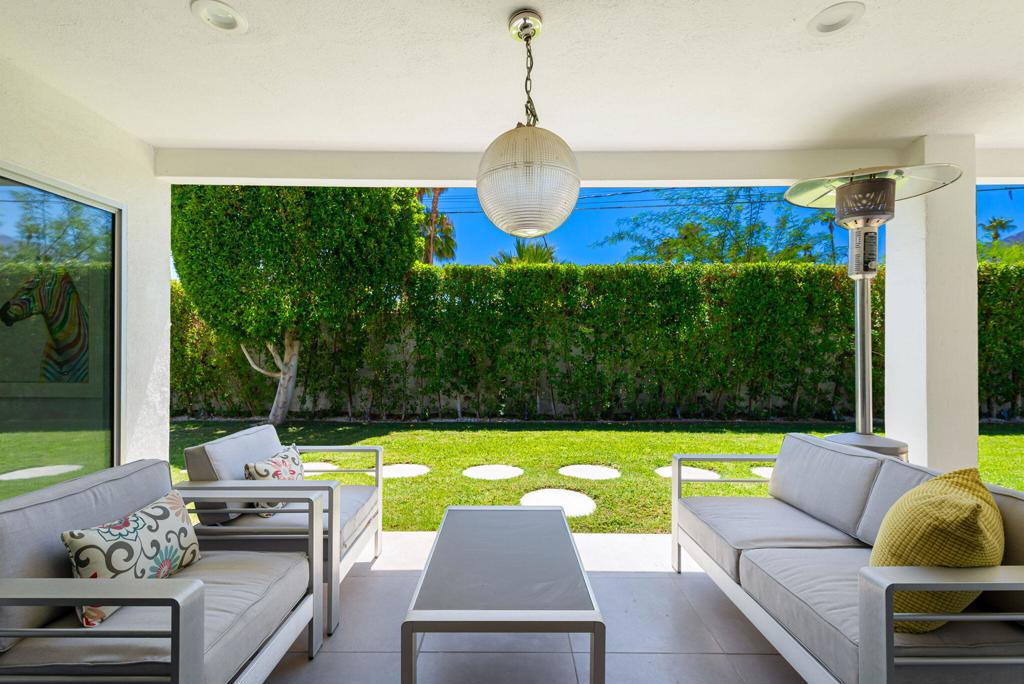 1965 E Mcmanus Drive