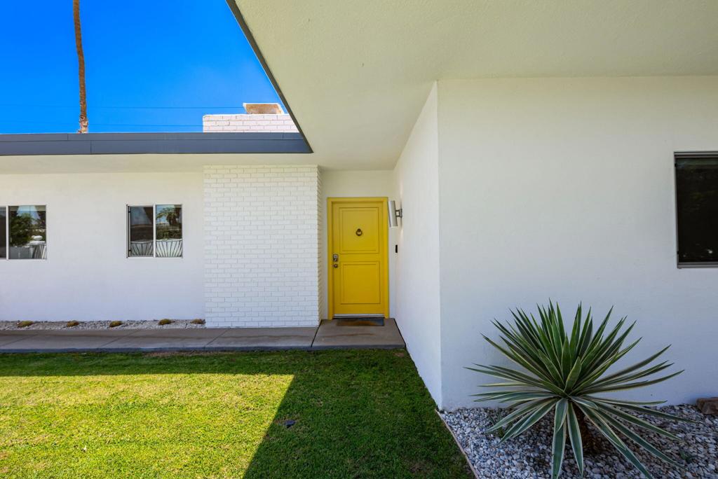 1965 E Mcmanus Drive