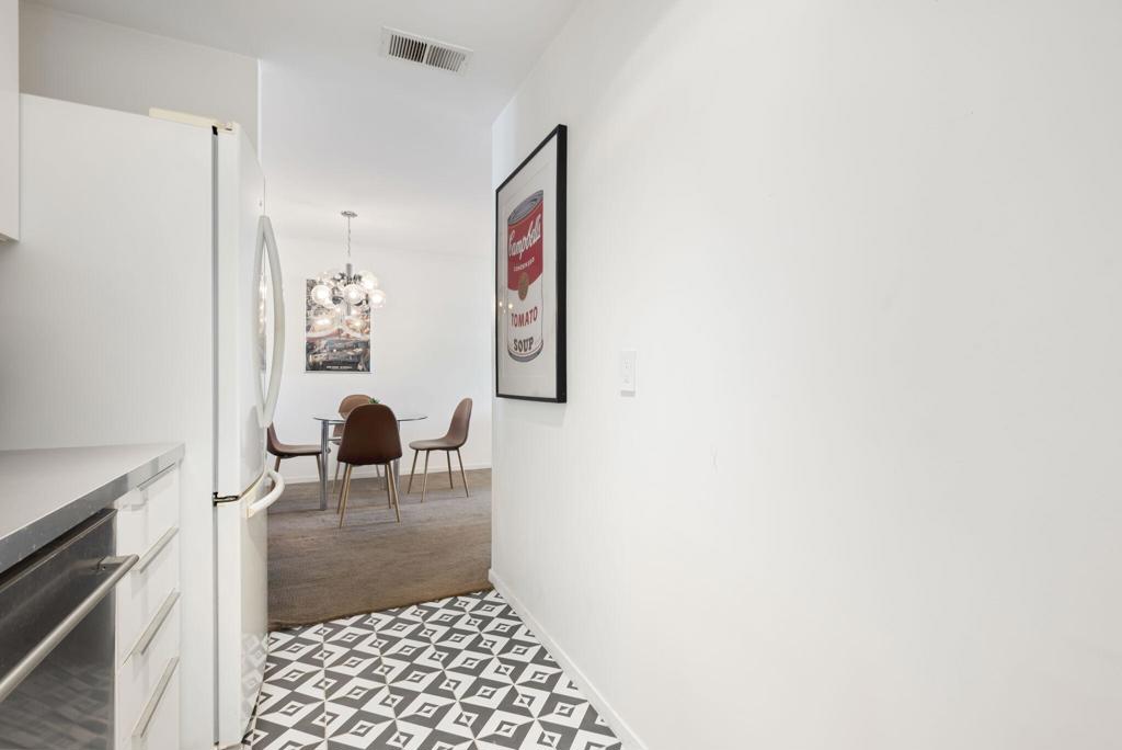 550 N Villa Court 205