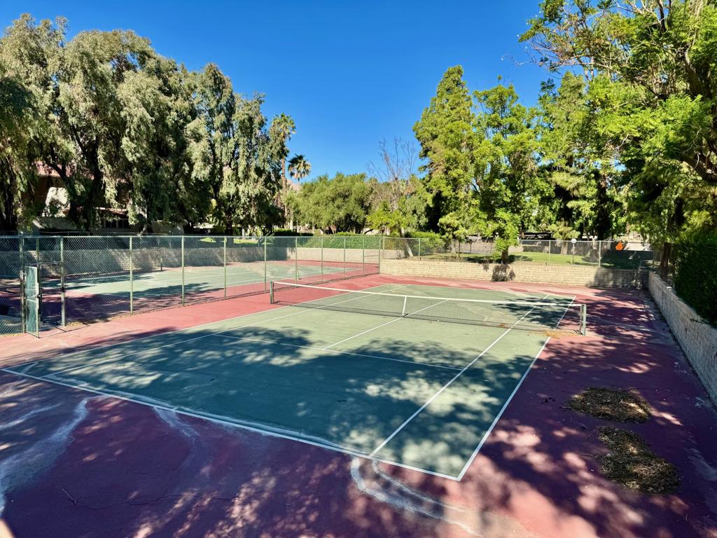 550 N Villa Court 205