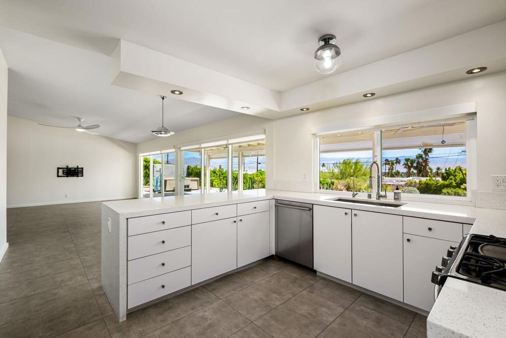 2360 N Palermo Drive