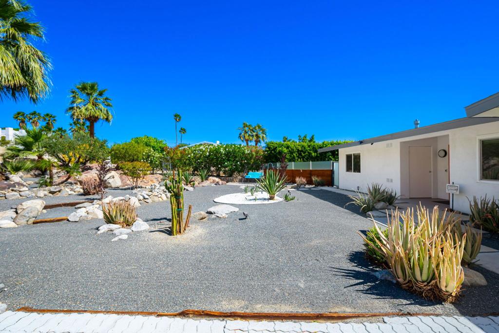 2360 N Palermo Drive