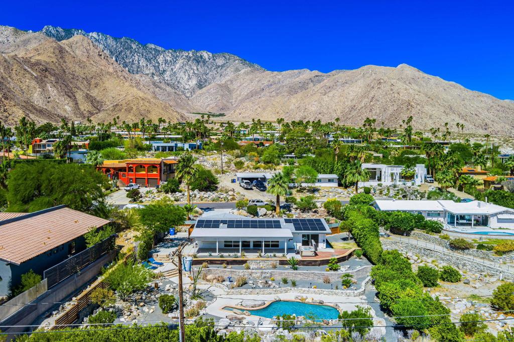 2360 N Palermo Drive