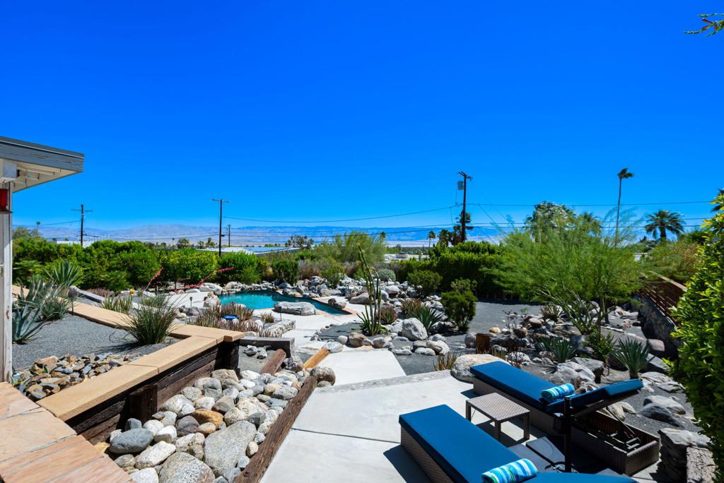 2360 N Palermo Drive