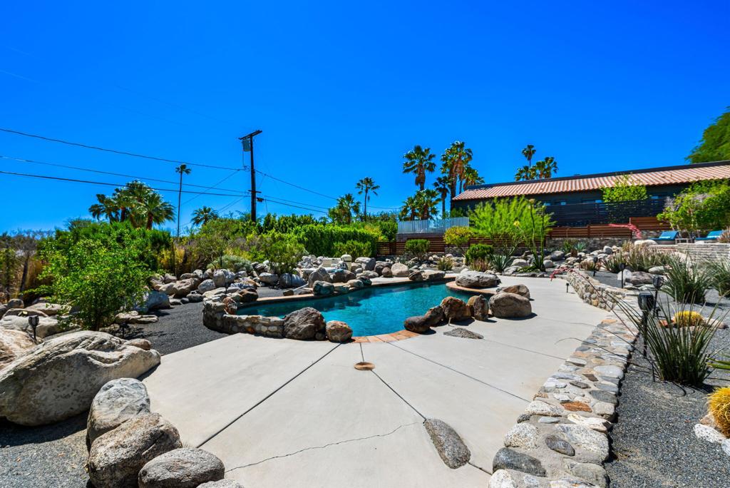 2360 N Palermo Drive